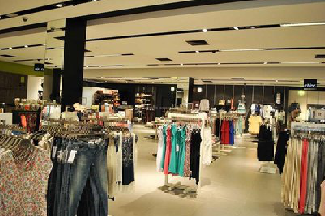 老河口商场里的店面怎么装修？